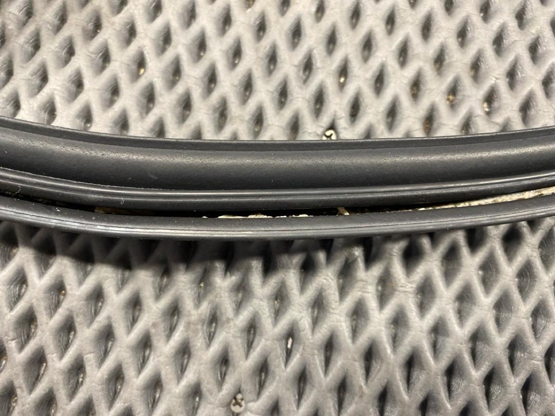 Уплотнитель крышки багажника, 1360 рублей, Красноярск