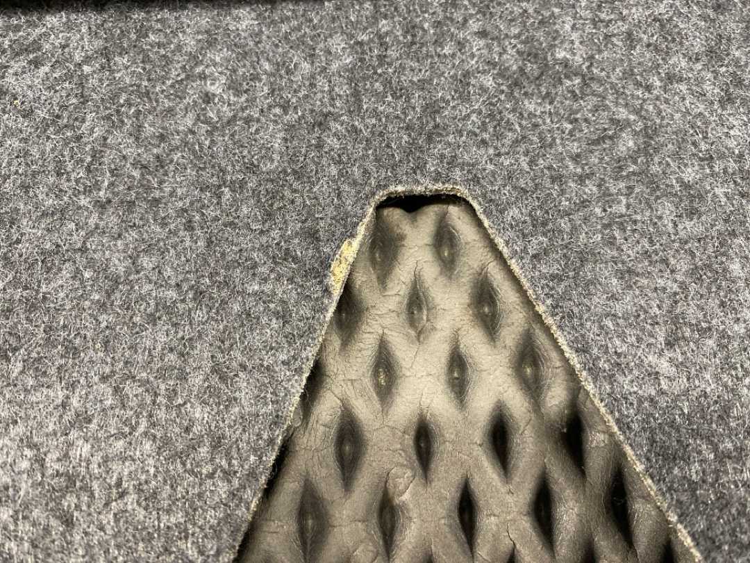 Обшивка крышки багажника, 1740 рублей, Красноярск