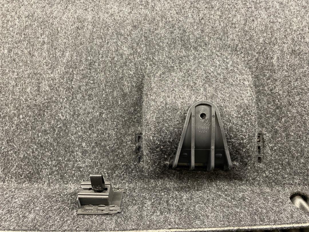 Обшивка крышки багажника, 1740 рублей, Красноярск