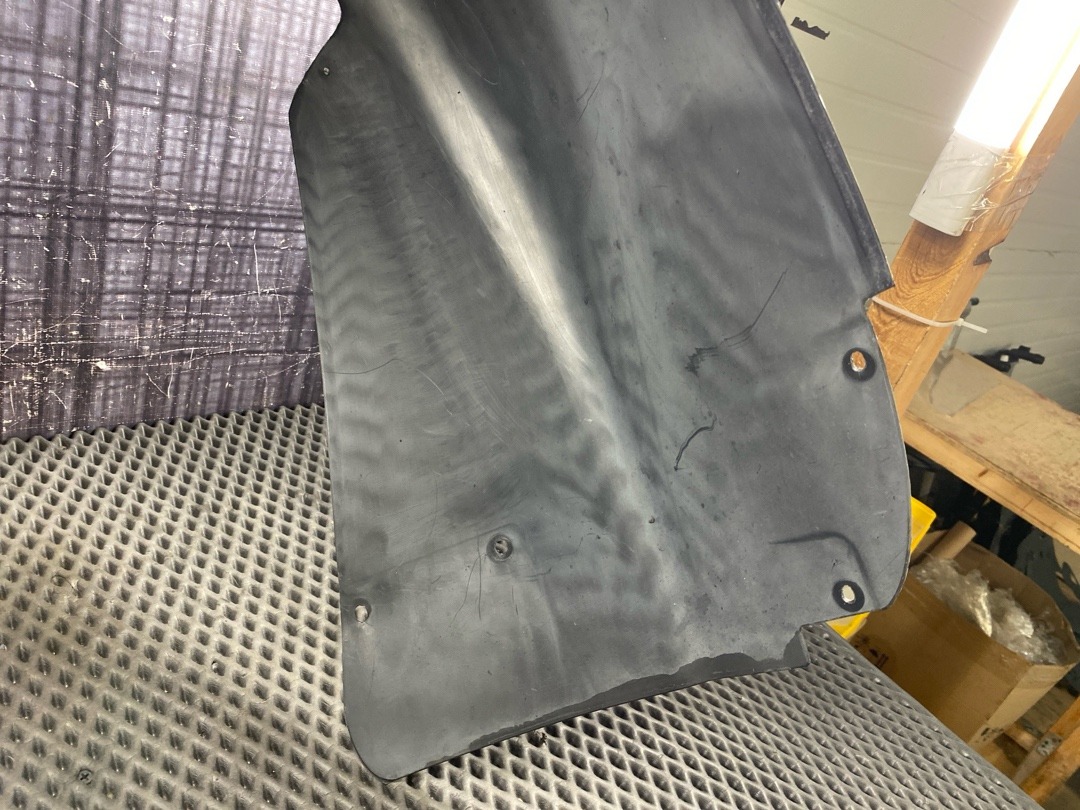 Подкрылок, 3030 рублей, Красноярск