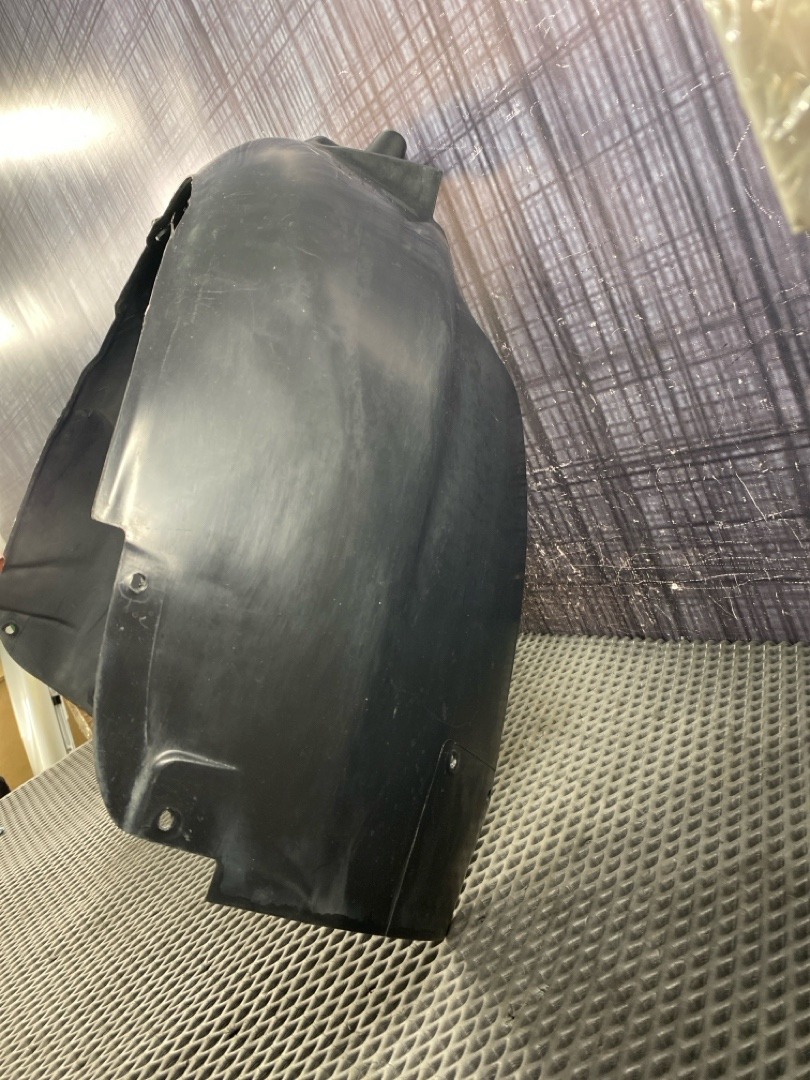 Подкрылок, 3030 рублей, Красноярск