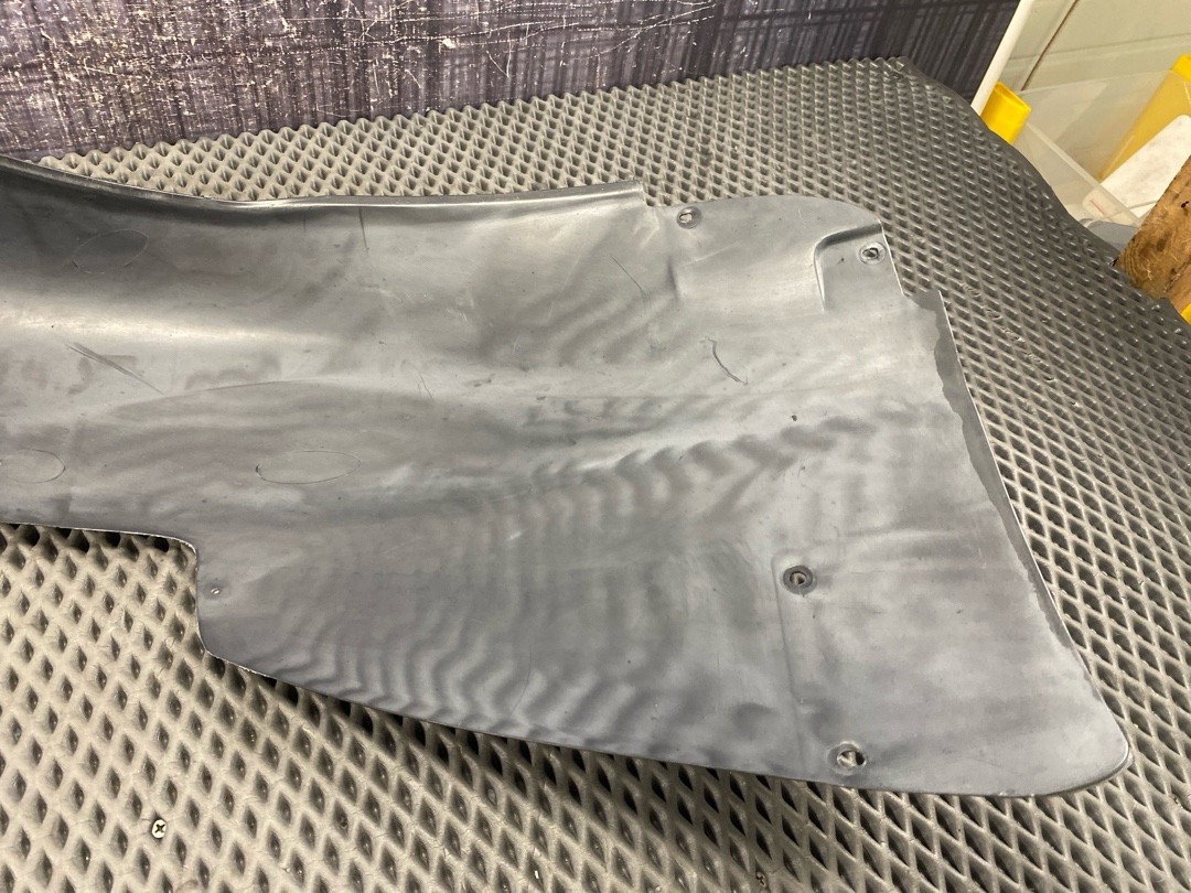 Подкрылок, 3030 рублей, Красноярск