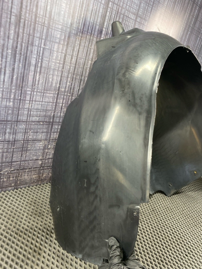 Подкрылок, 3030 рублей, Красноярск