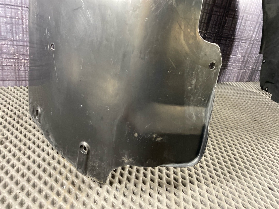 Подкрылок, 3030 рублей, Красноярск