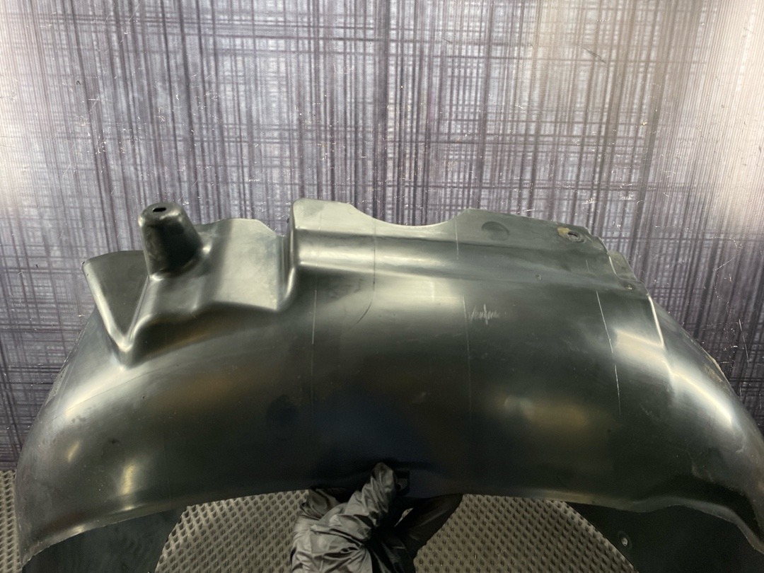 Подкрылок, 3030 рублей, Красноярск