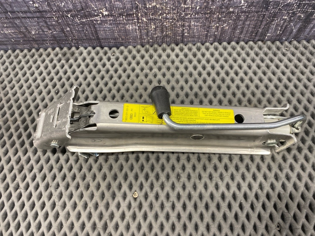 Домкрат, 2228 рублей, Красноярск