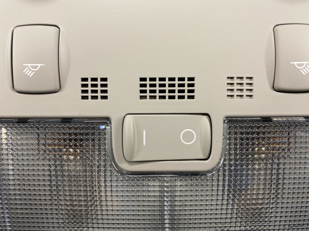 Плафон салона, 1065 рублей, Красноярск