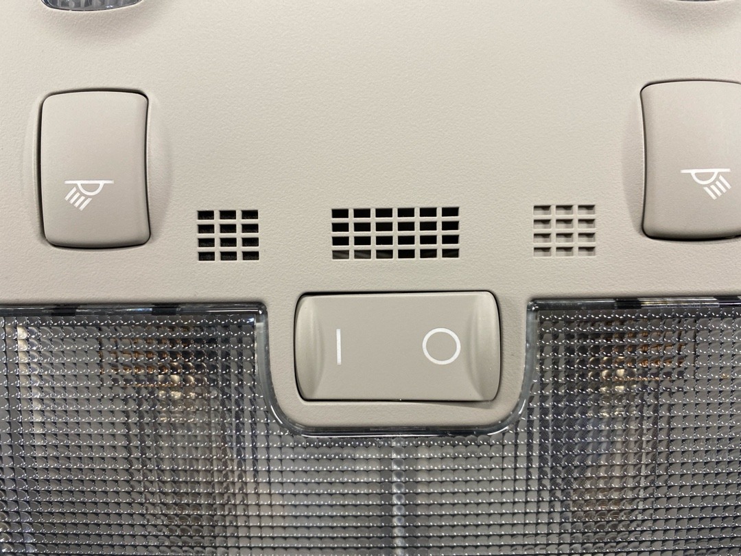 Плафон салона, 1065 рублей, Красноярск