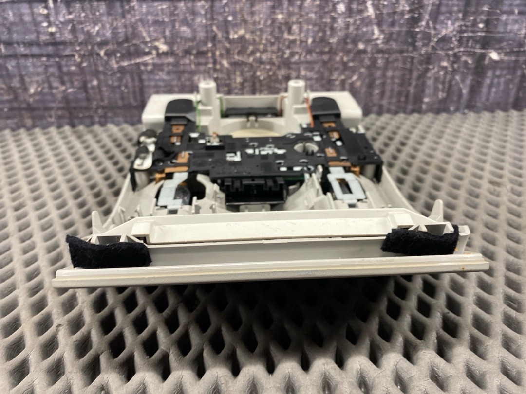 Плафон салона, 1065 рублей, Красноярск