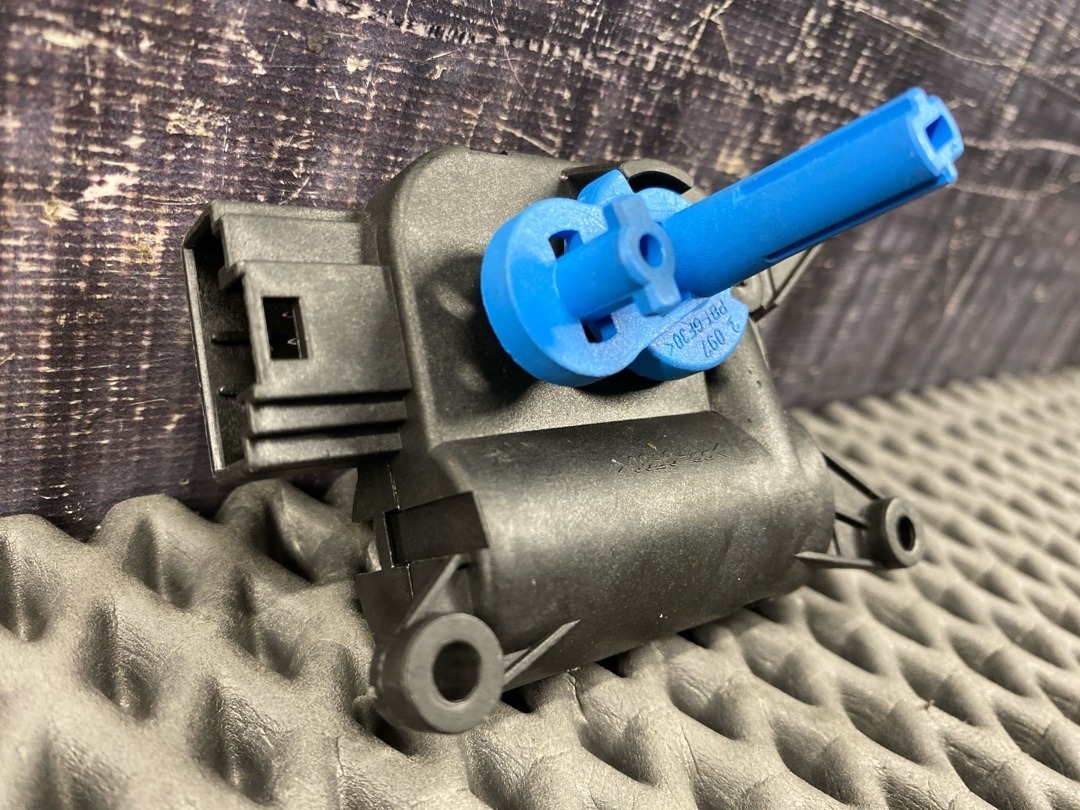 Мотор заслонки печки, 795 рублей, Красноярск