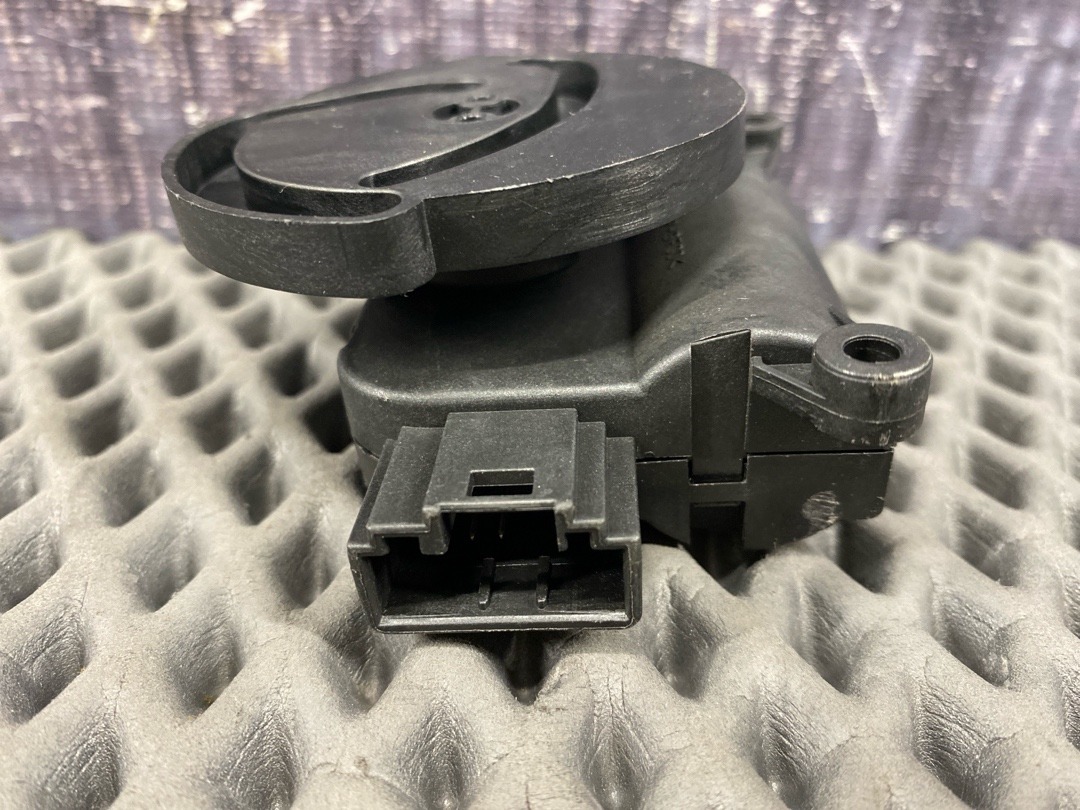 Мотор заслонки печки, 795 рублей, Красноярск