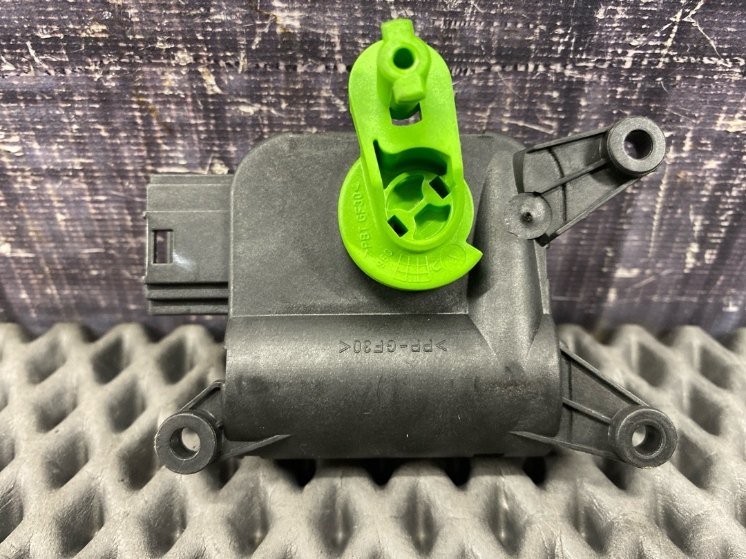 Мотор заслонки печки, 795 рублей, Красноярск