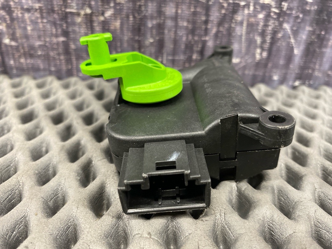 Мотор заслонки печки, 795 рублей, Красноярск