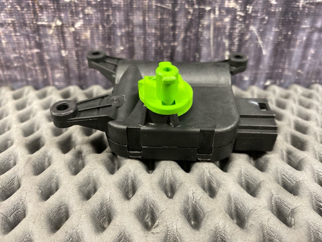 Мотор заслонки печки, 795 рублей, Красноярск