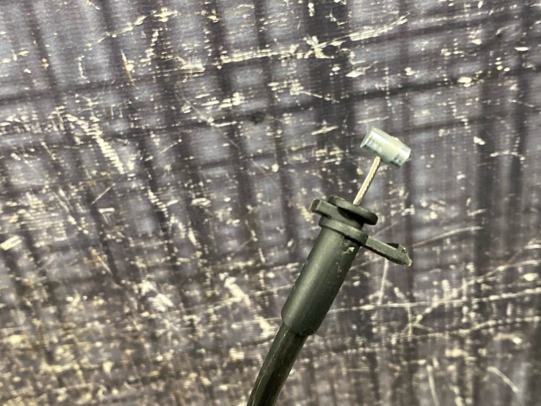 Замок багажника, 2790 рублей, Красноярск