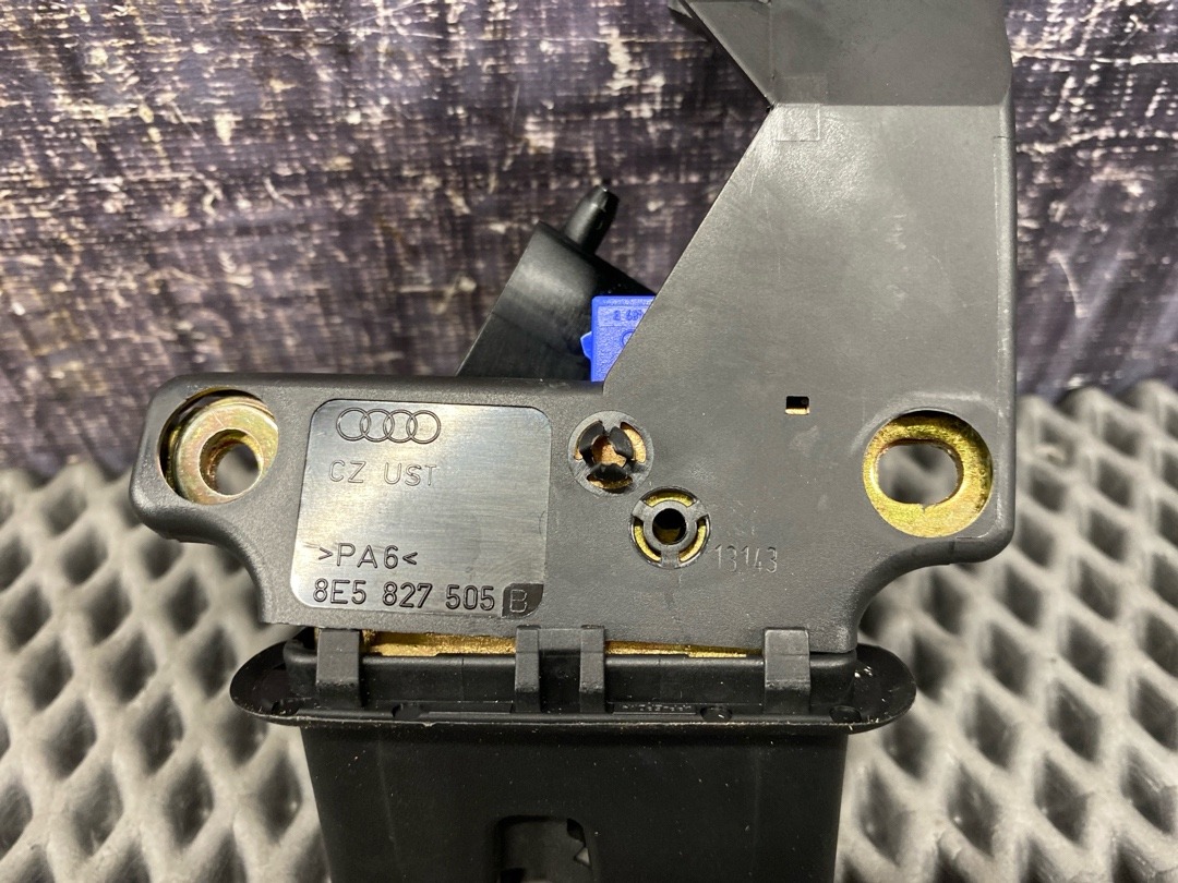 Замок багажника, 2790 рублей, Красноярск