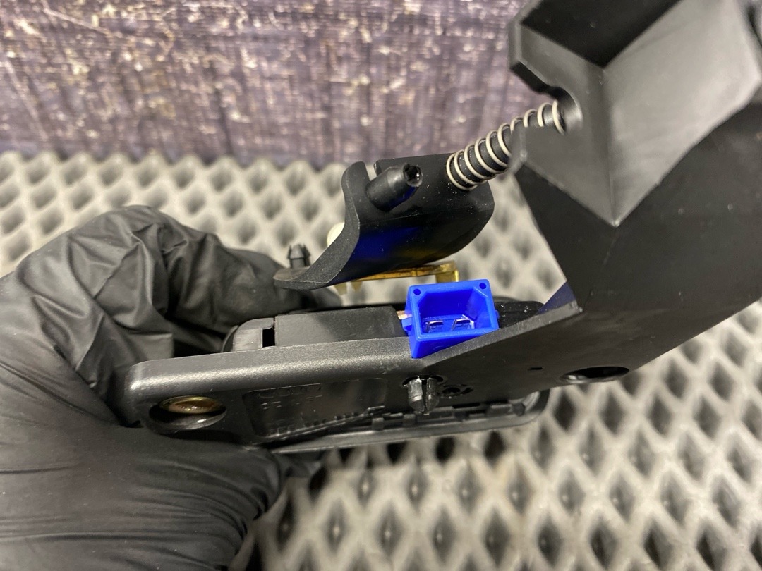 Замок багажника, 2790 рублей, Красноярск