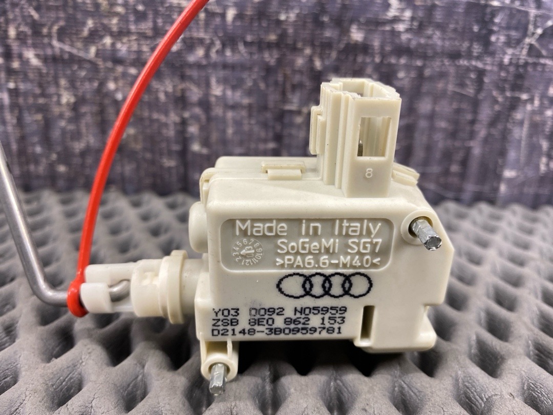 Замок лючка бензобака, 698 рублей, Красноярск