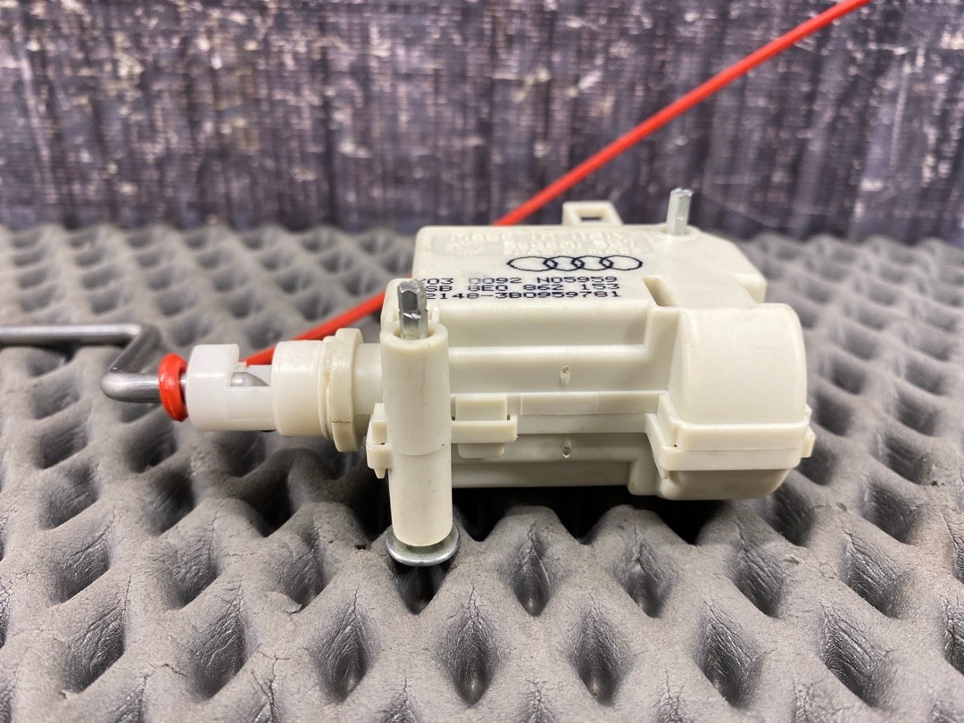 Замок лючка бензобака, 698 рублей, Красноярск