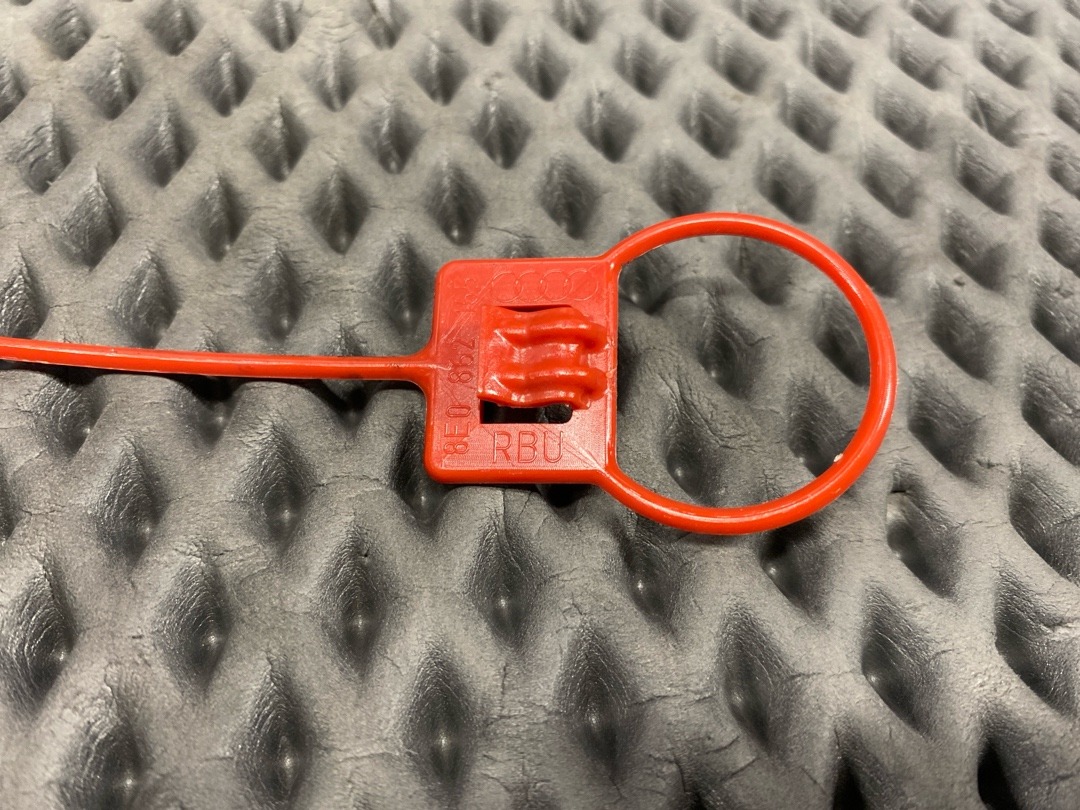 Замок лючка бензобака, 698 рублей, Красноярск