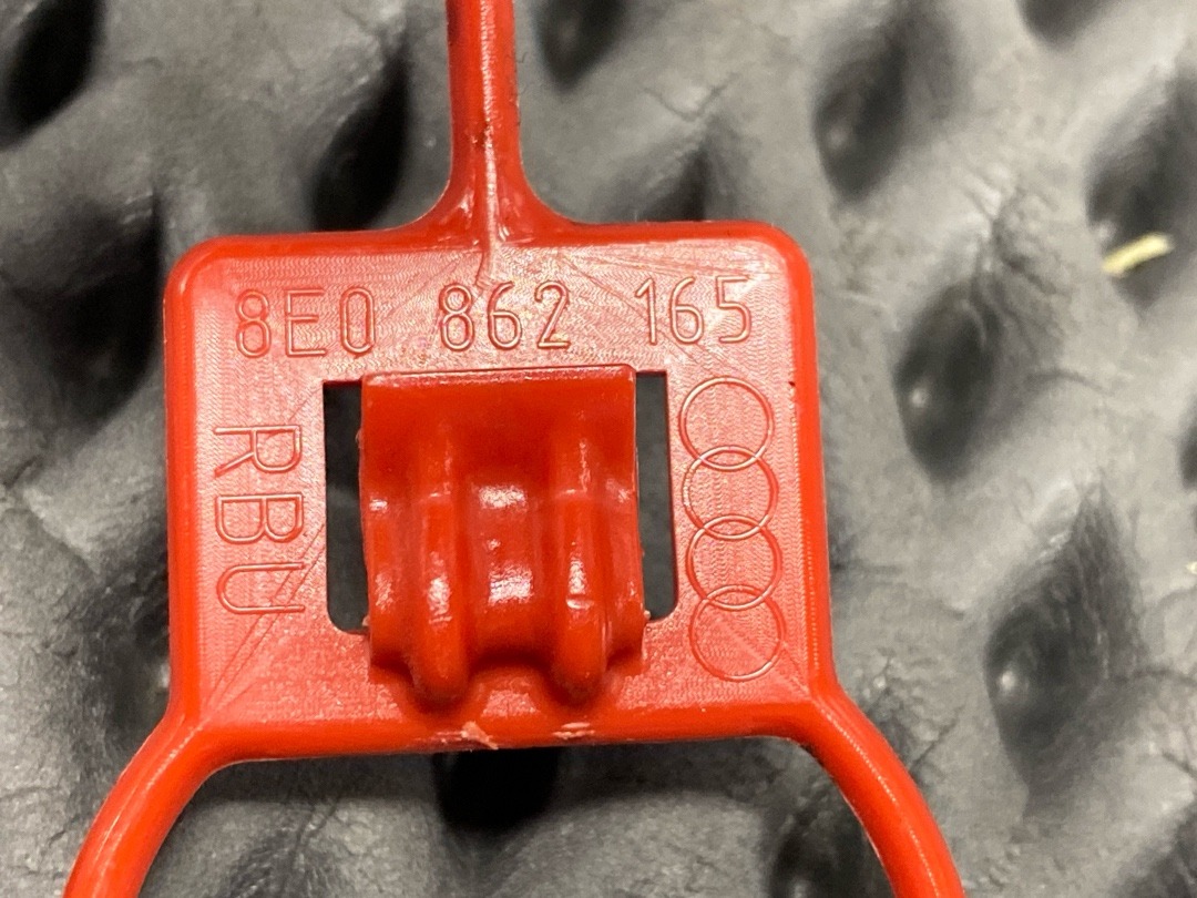 Замок лючка бензобака, 698 рублей, Красноярск