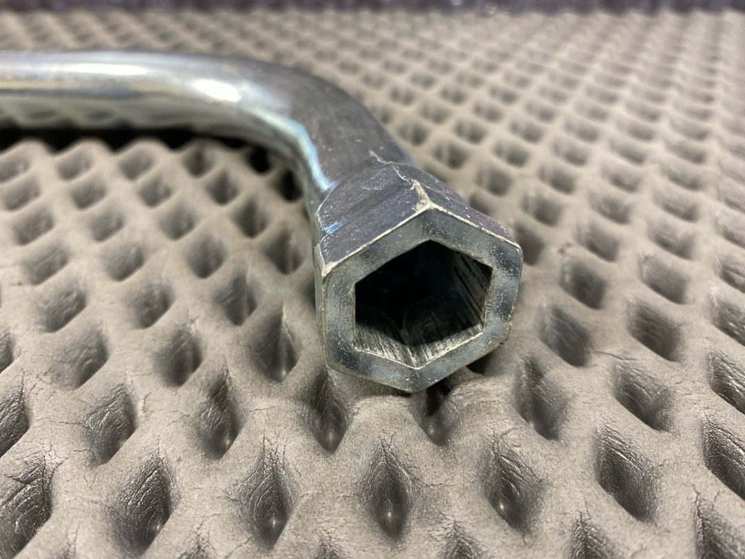 Ключ баллонный, 413 рублей, Красноярск