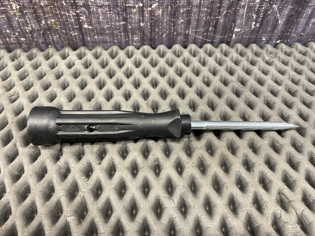 Отвертка, 540 рублей, Красноярск