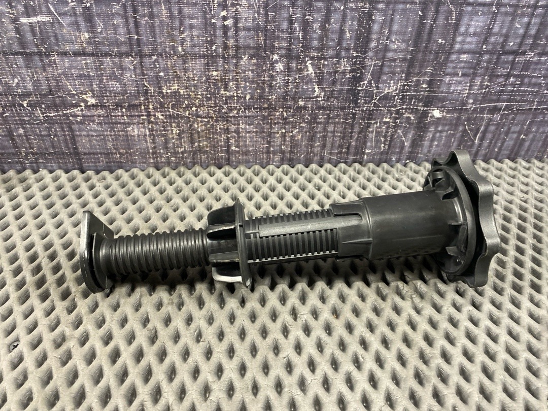 Крепление запасного колеса, 773 рублей, Красноярск