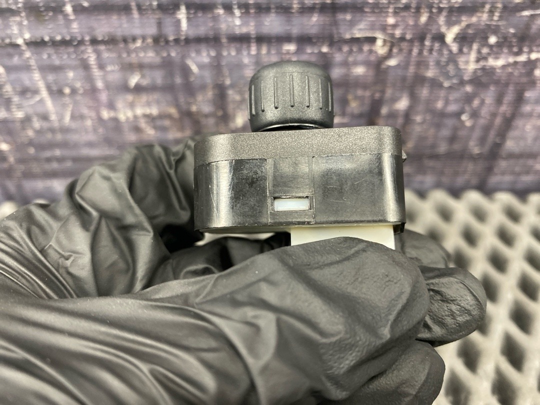 Кнопка регулировки зеркал, 1260 рублей, Красноярск