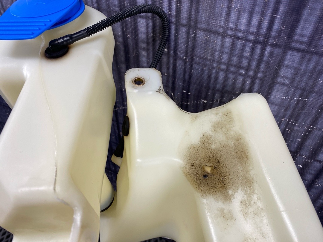 Бачок омывателя, 2220 рублей, Красноярск