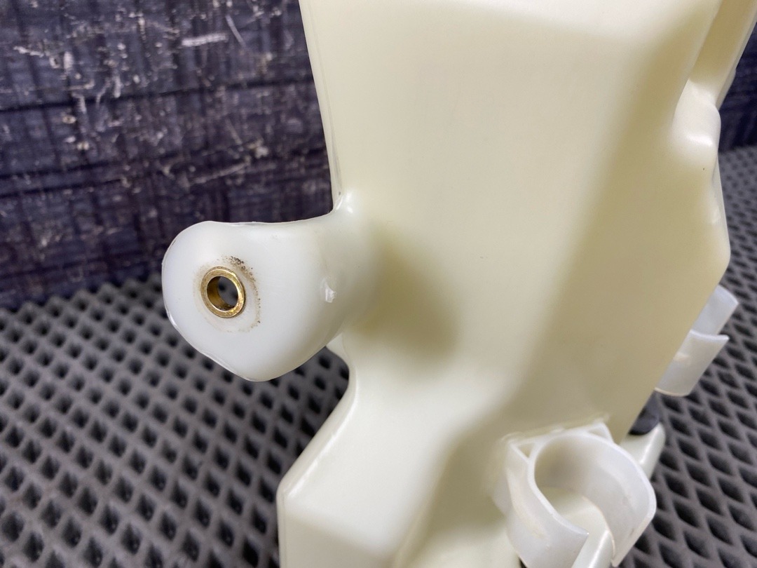 Бачок омывателя, 2220 рублей, Красноярск