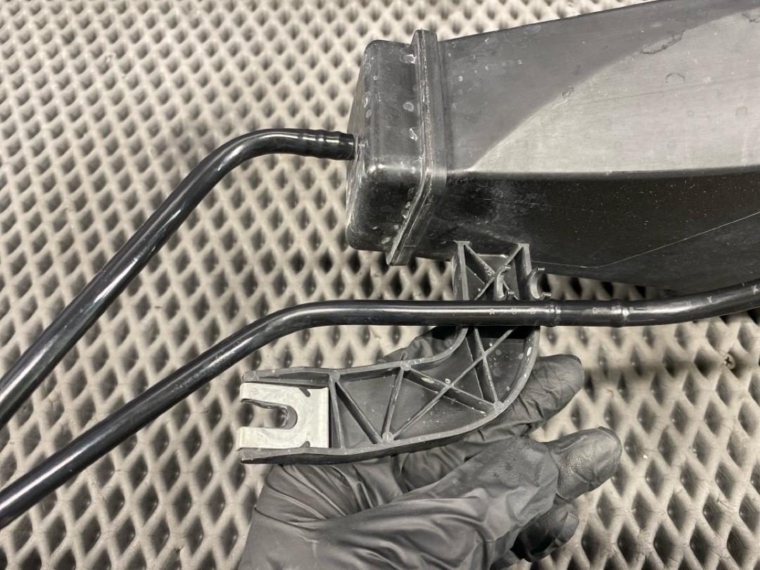 Адсорбер (фильтр паров топлива), 2220 рублей, Красноярск