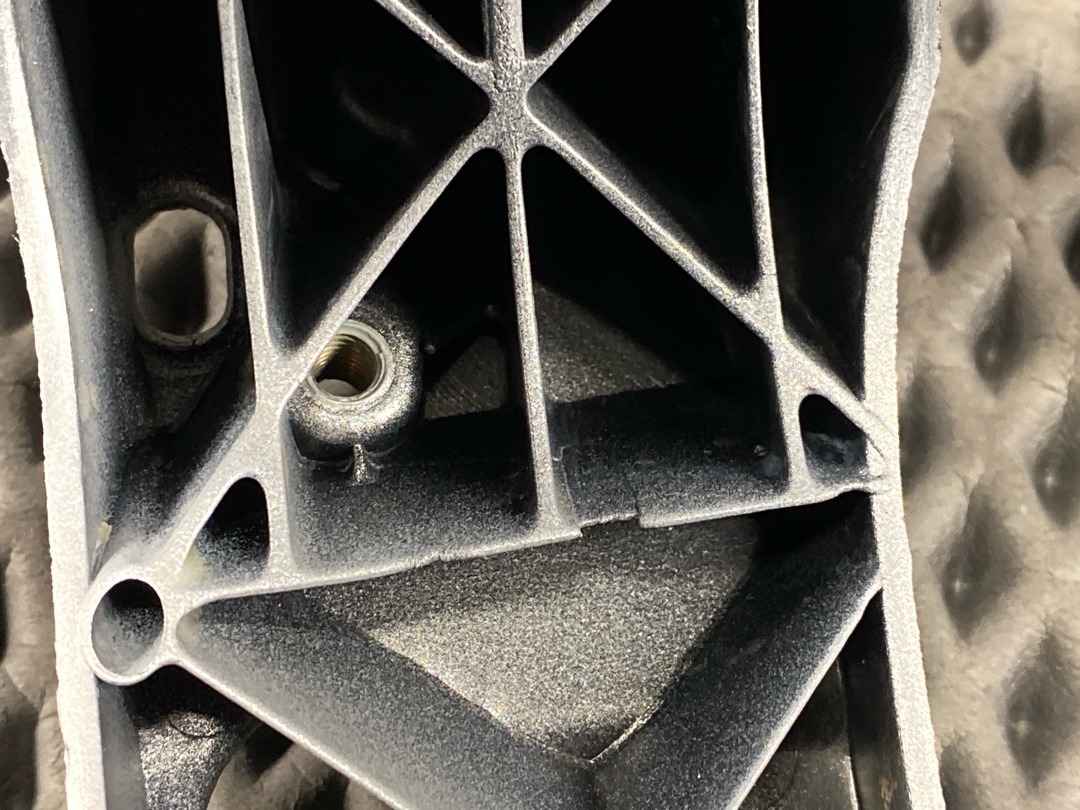 Крепление крыла, 1410 рублей, Красноярск