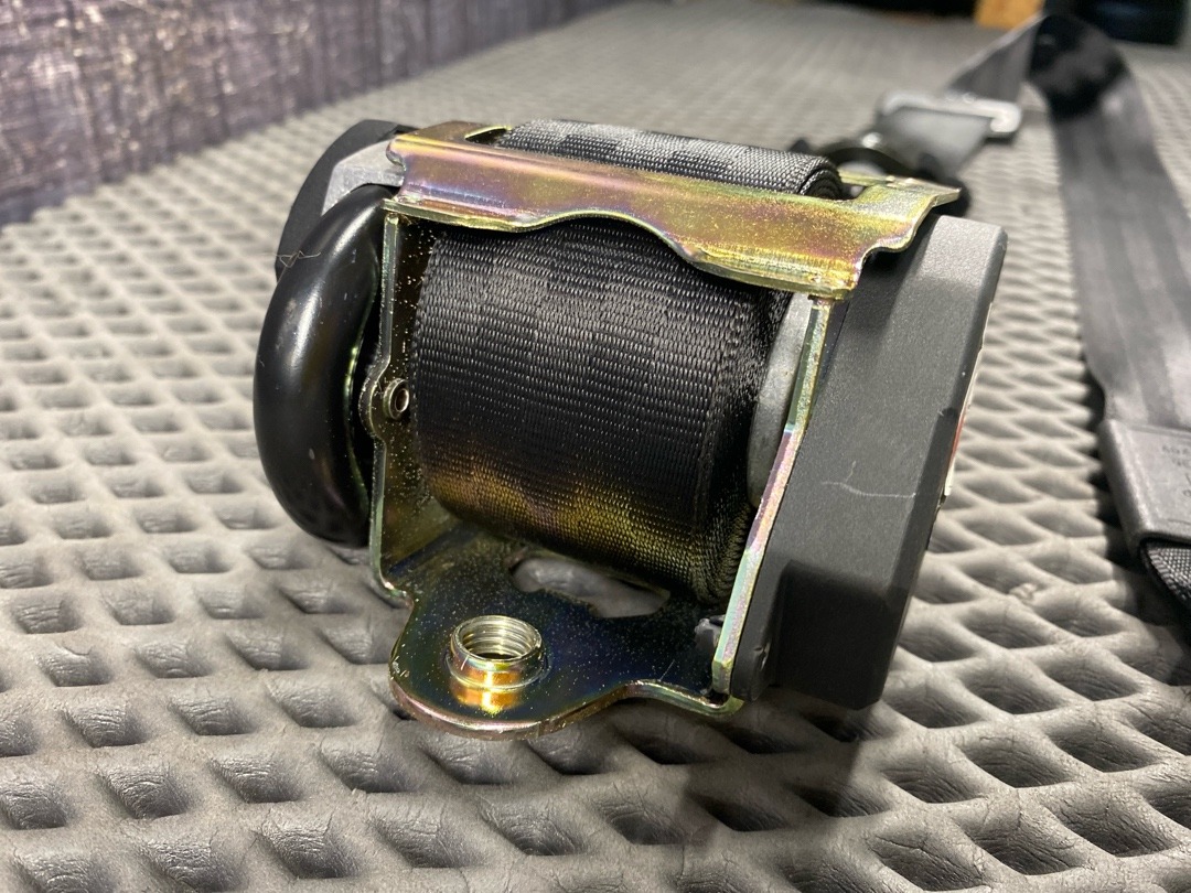 Ремень безопасности, 2010 рублей, Красноярск