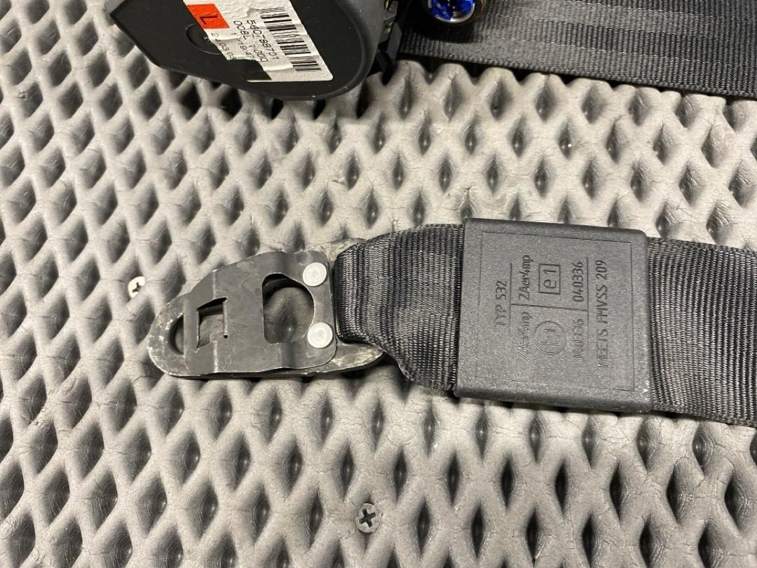 Ремень безопасности, 2010 рублей, Красноярск