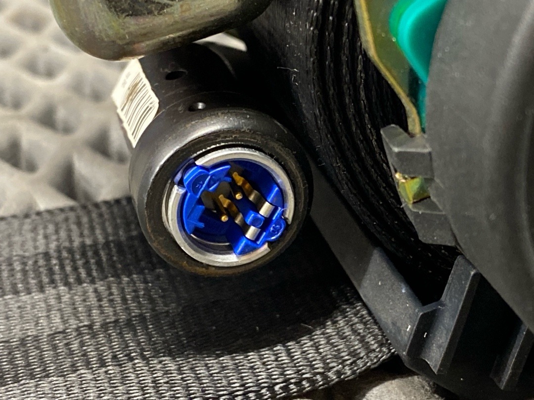 Ремень безопасности, 2010 рублей, Красноярск