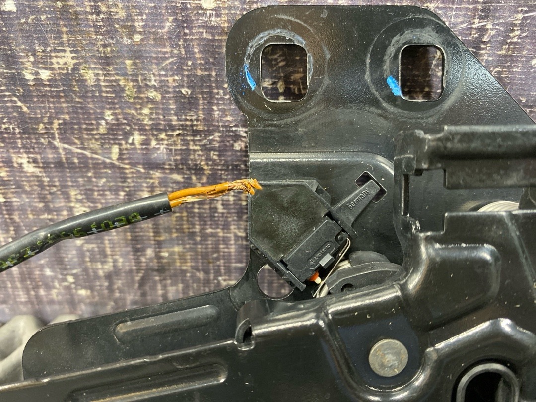 Замок капота, 1440 рублей, Красноярск