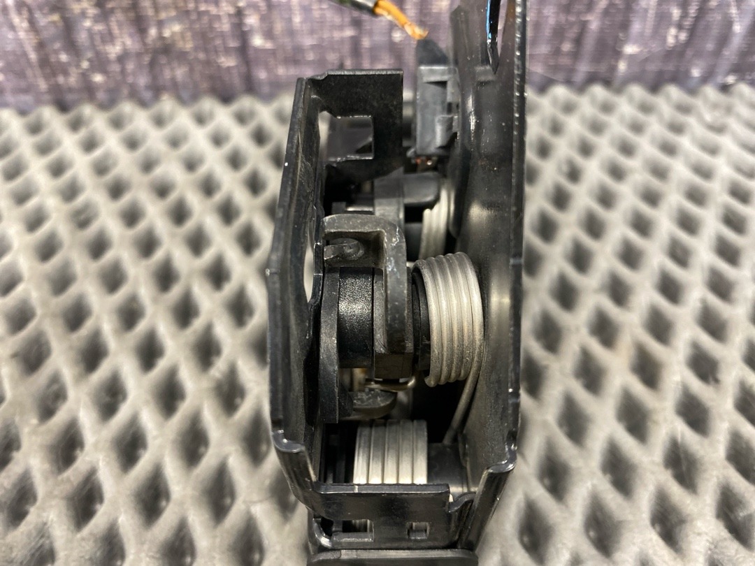 Замок капота, 1440 рублей, Красноярск