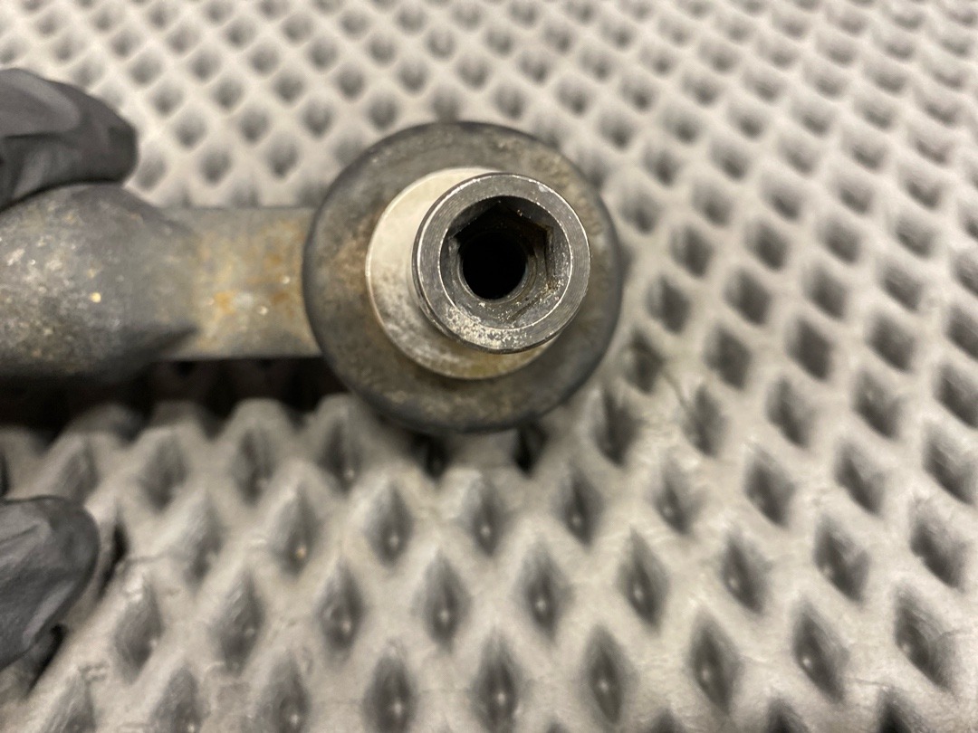 Тяга рулевая с наконечником, 1395 рублей, Красноярск