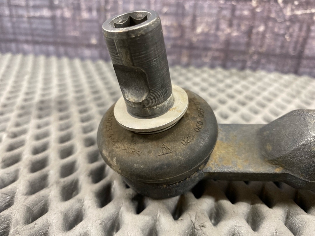 Тяга рулевая с наконечником, 1395 рублей, Красноярск