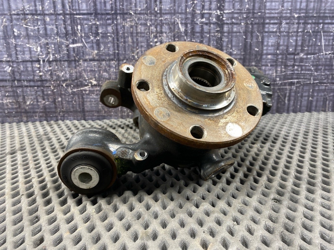 Поворотный кулак, 3008 рублей, Красноярск