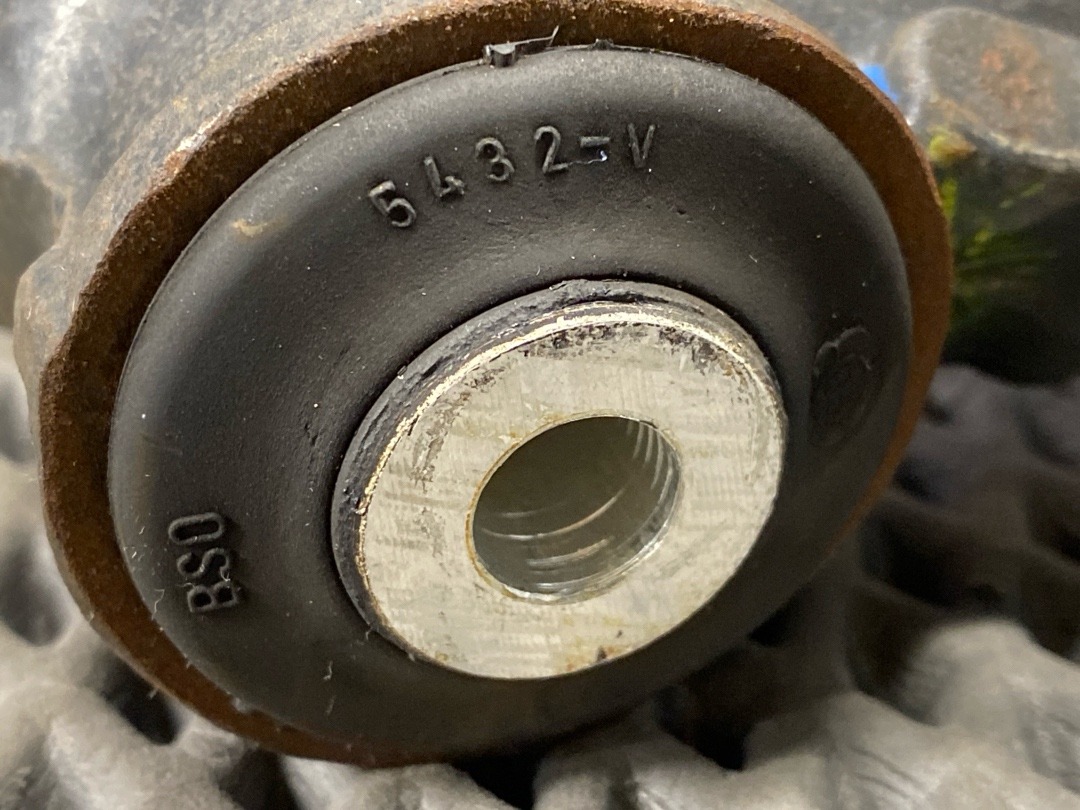 Поворотный кулак, 3008 рублей, Красноярск