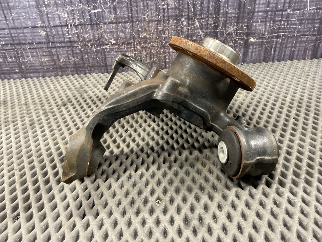 Поворотный кулак, 3008 рублей, Красноярск