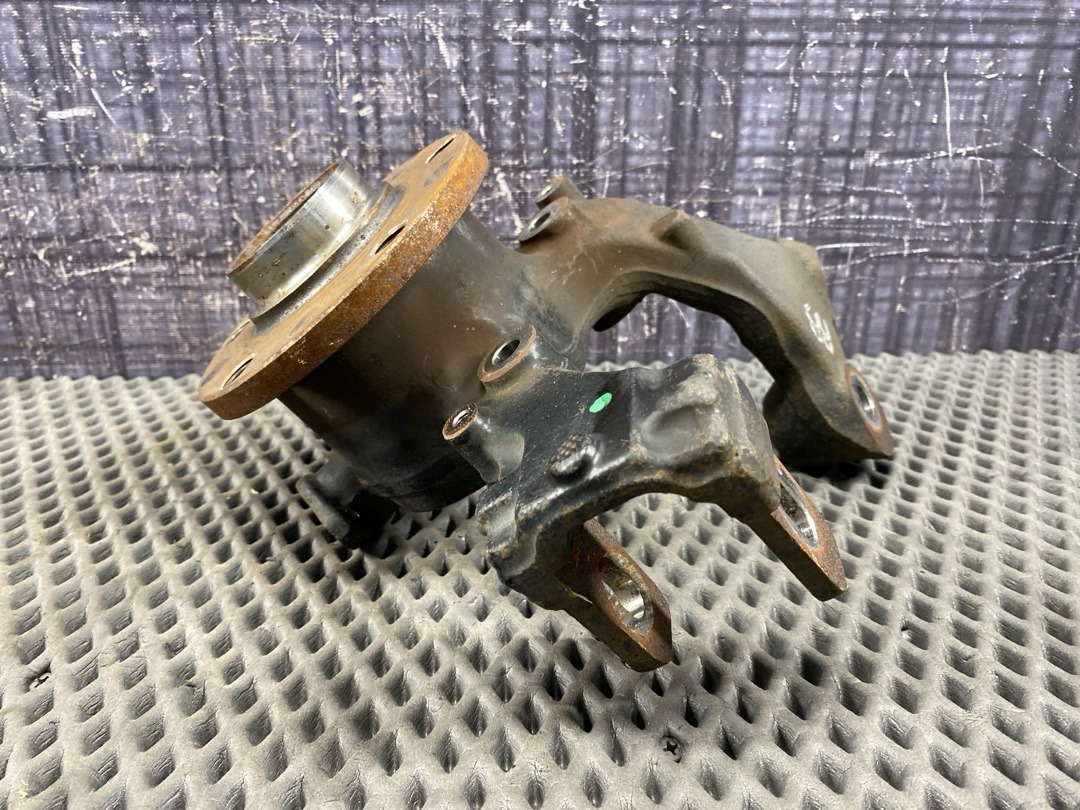 Поворотный кулак, 3008 рублей, Красноярск