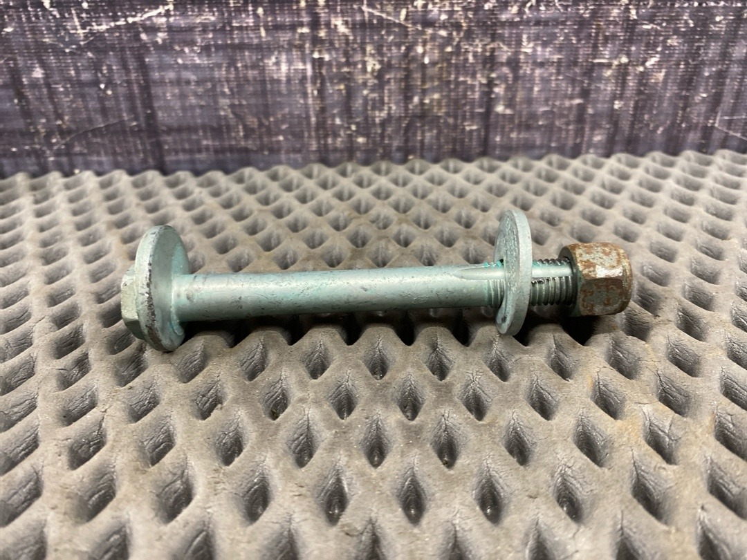 Болт развальный, 615 рублей, Красноярск