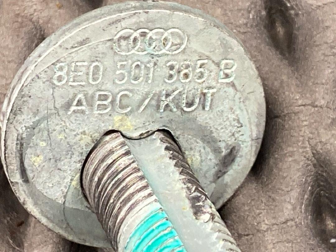 Болт развальный, 615 рублей, Красноярск