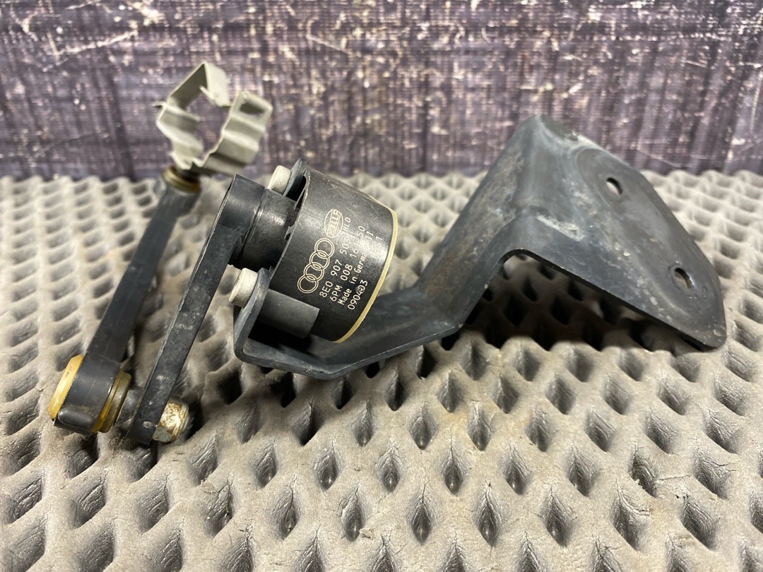 Датчик уровня подвески, 3270 рублей, Красноярск