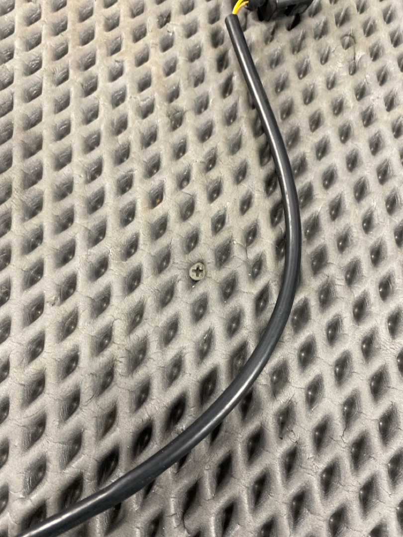 Проводка рамки радиатора, 1298 рублей, Красноярск