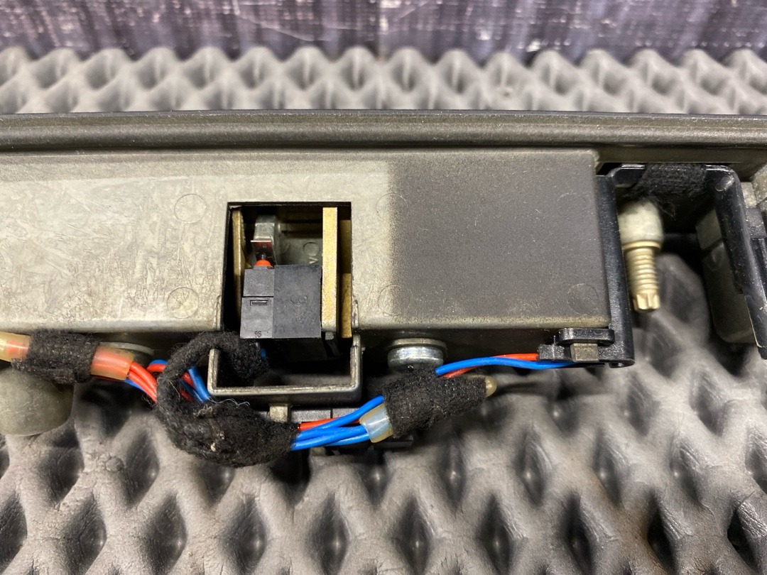 Кнопка открывания багажника, 2130 рублей, Красноярск