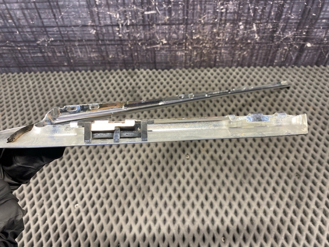 Молдинг стекла, 480 рублей, Красноярск